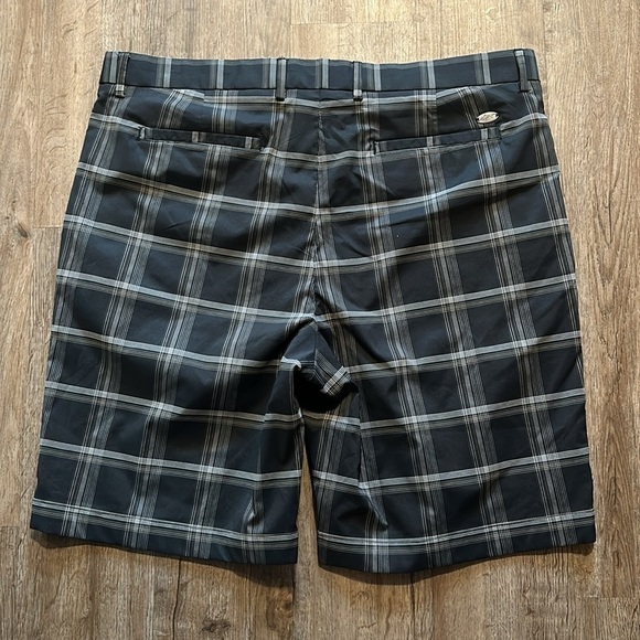 GREG NORMAN SHORTS SIZD(38) - Picture 7 of 11